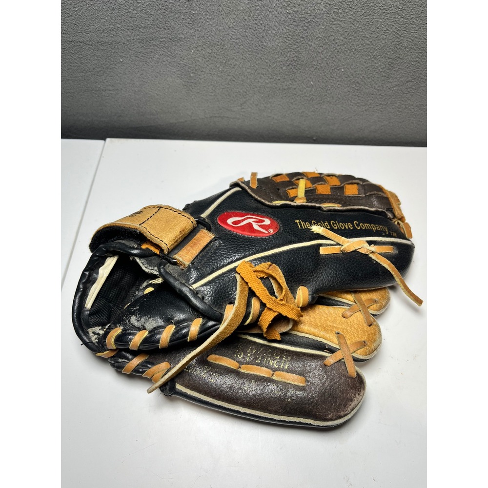 Rawlings Playmaker Series 10.5 Inch Baseball Glove Basket Web Right Hand Throw